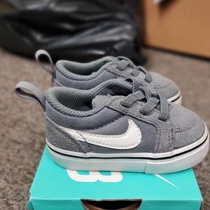 Nike Satire II TD